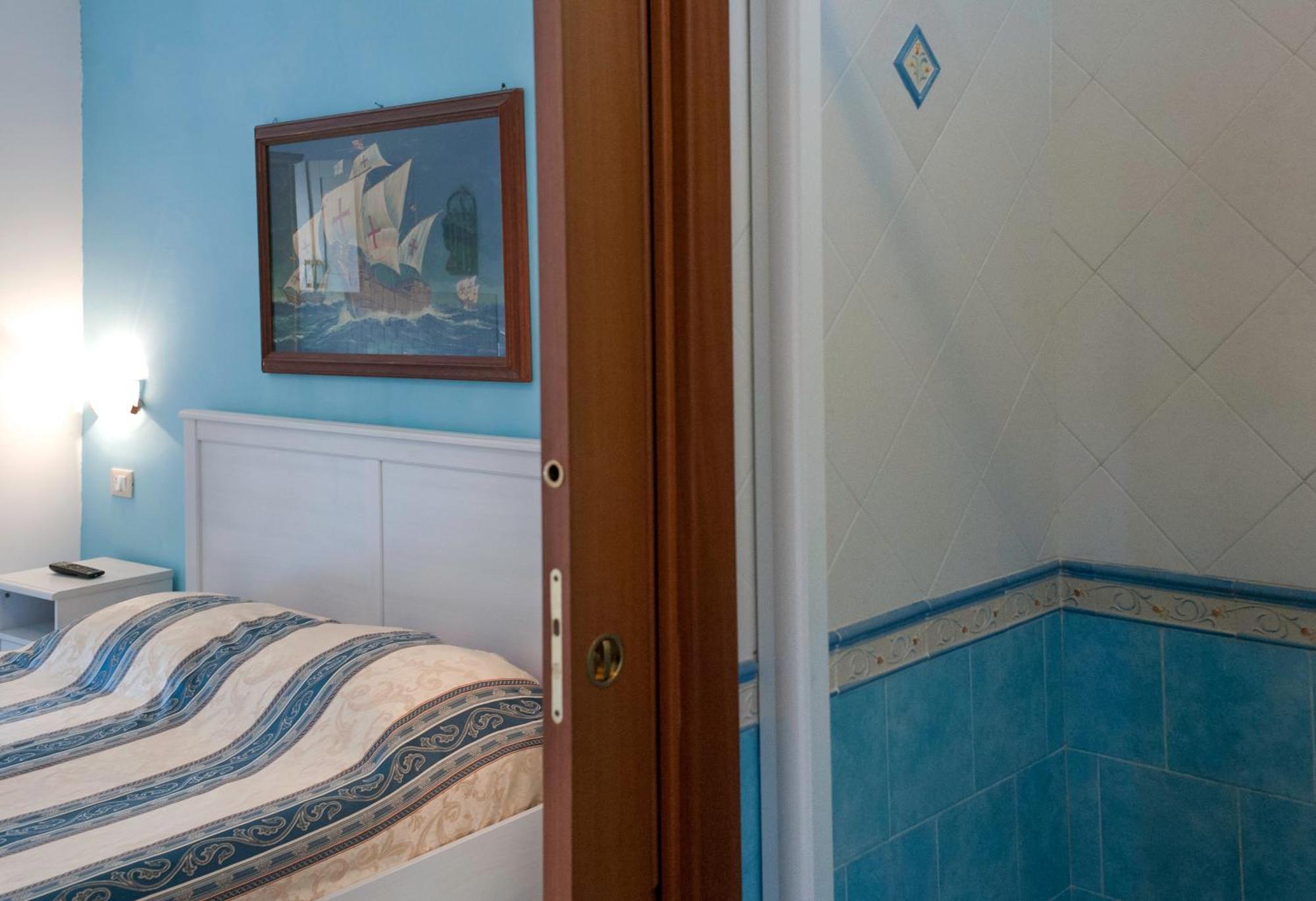 B&B La Nave Napoli Rom bilde