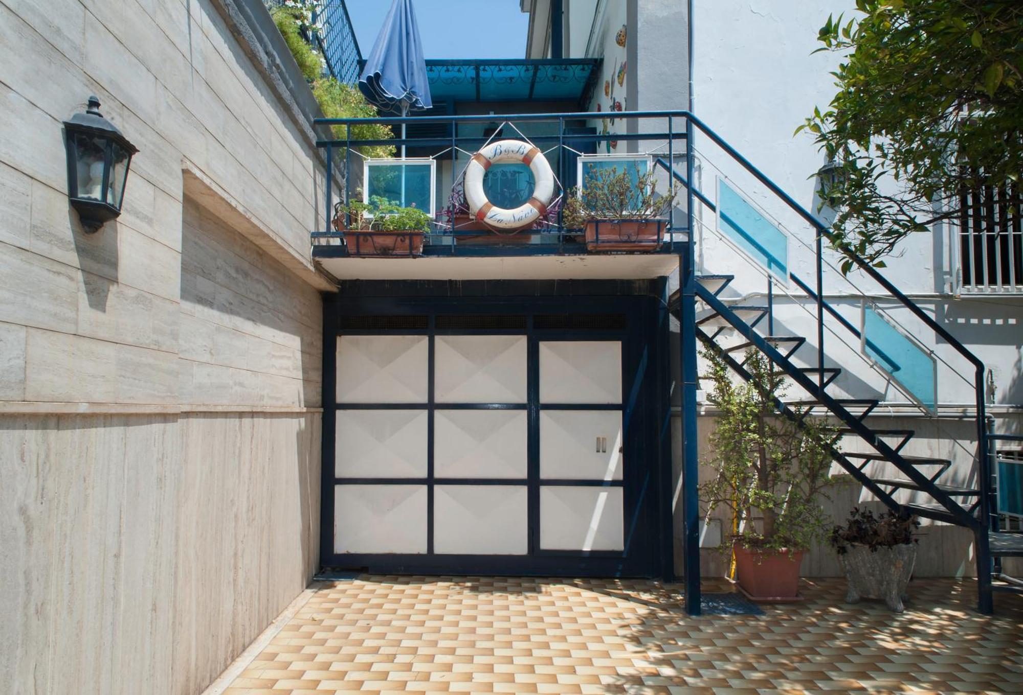 B&B La Nave Napoli Rom bilde