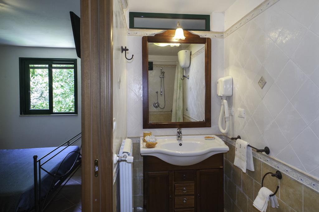 B&B La Nave Napoli Eksteriør bilde