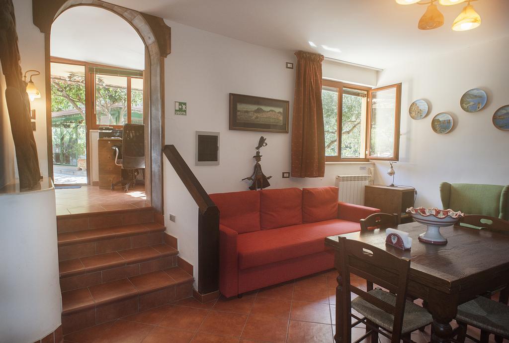 B&B La Nave Napoli Eksteriør bilde