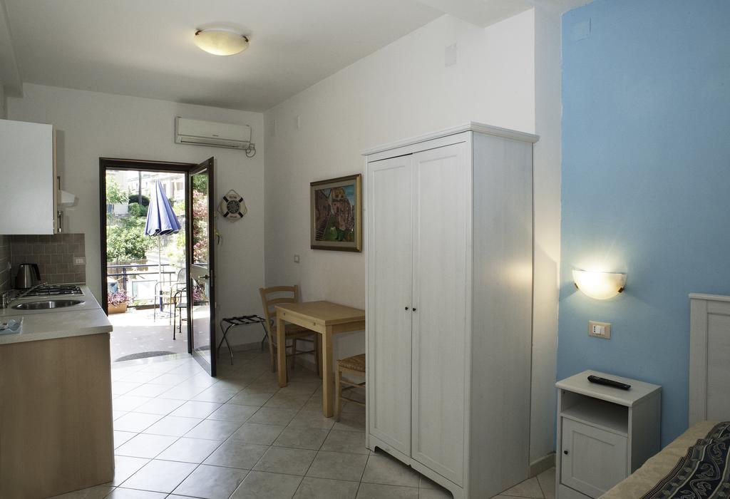 B&B La Nave Napoli Rom bilde